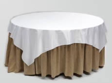 Dviejų dydžių staltiesės apvaliam stalui